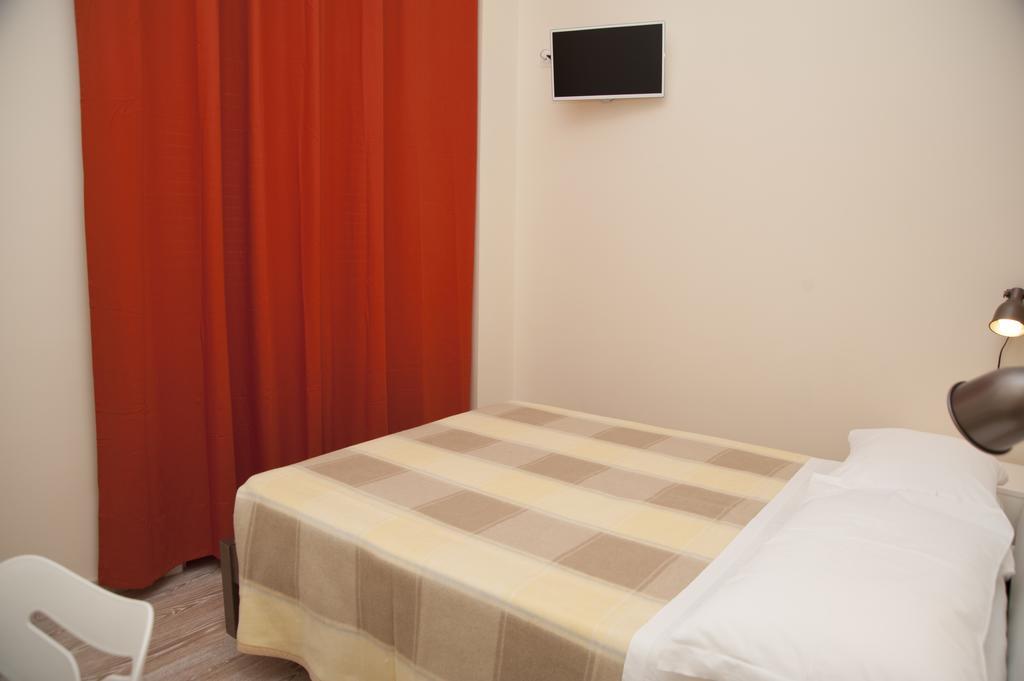 4Rooms Guest House Free Wi-Fi Salerno Quarto foto